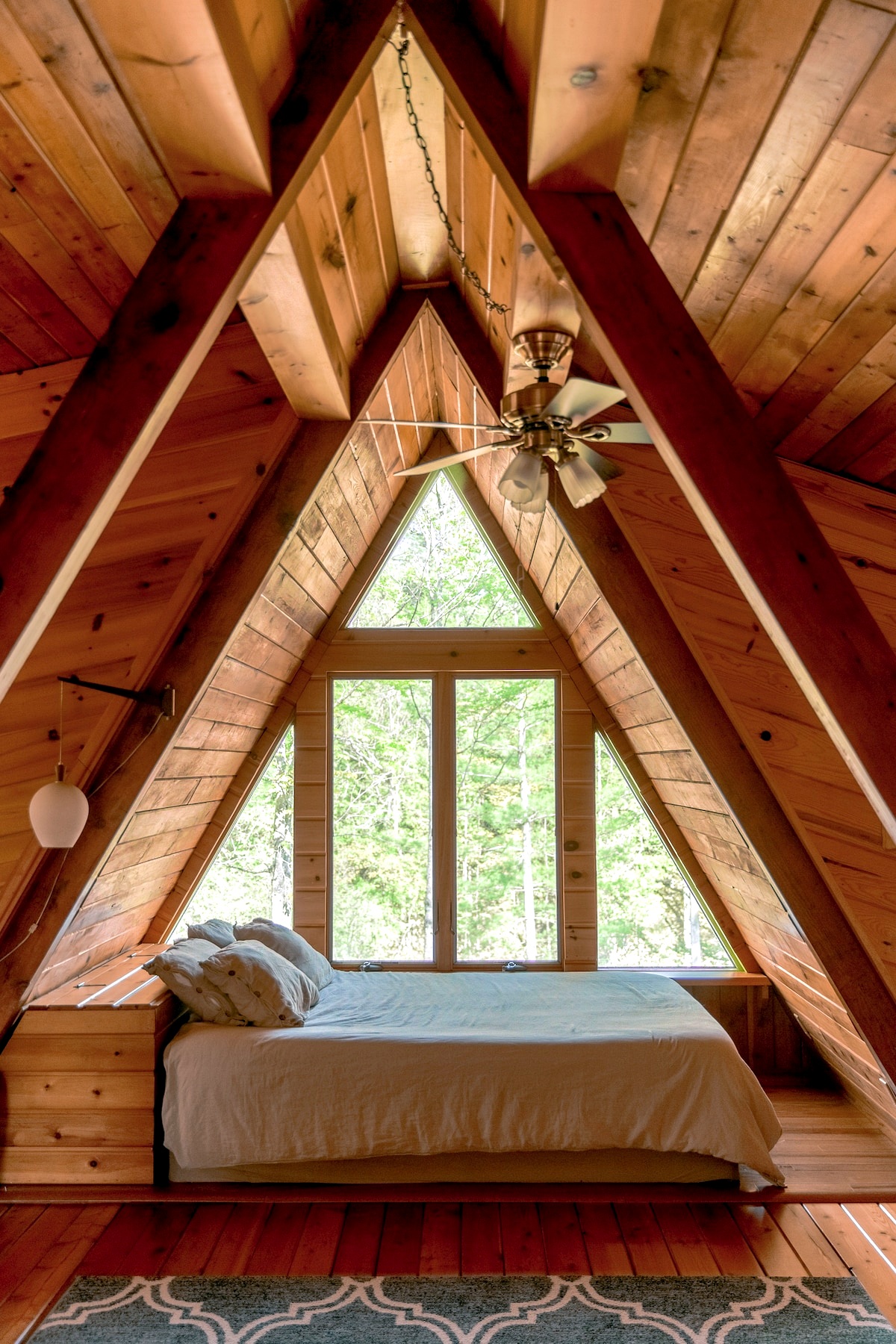 Optimized interior photo