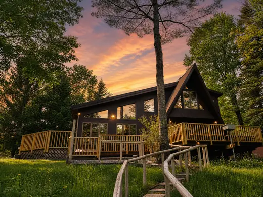 A 20-photo A-frame gallery refresh preview image 3